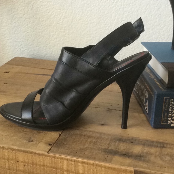 Black sling backs - Picture 3 of 5